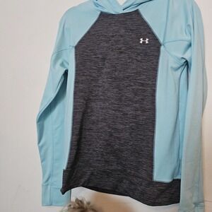 Under Armour Shirt Womens Medium ColdGear Hoodie Pullover Athletic Long Sleeve